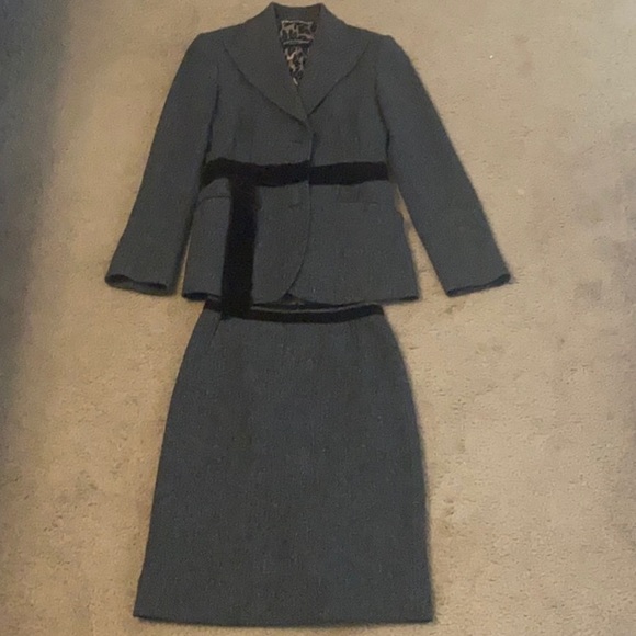 Dolce&Gabbana suit. - Picture 13 of 13